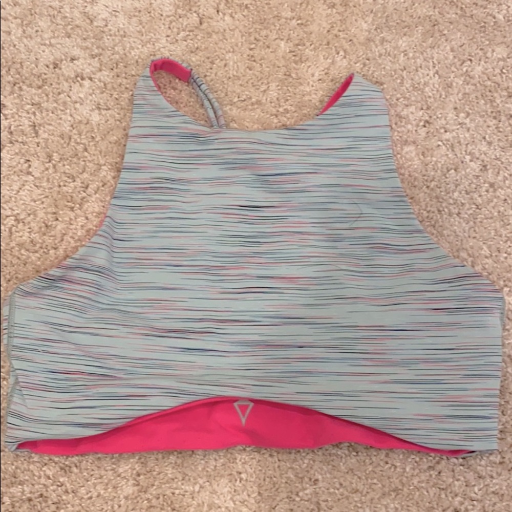 Sports bra